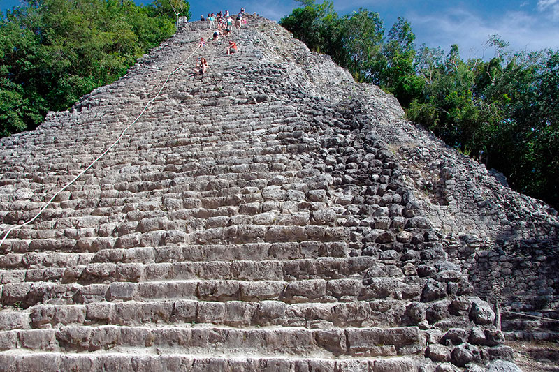 Piramide Nohoch Muul - Cobá - México