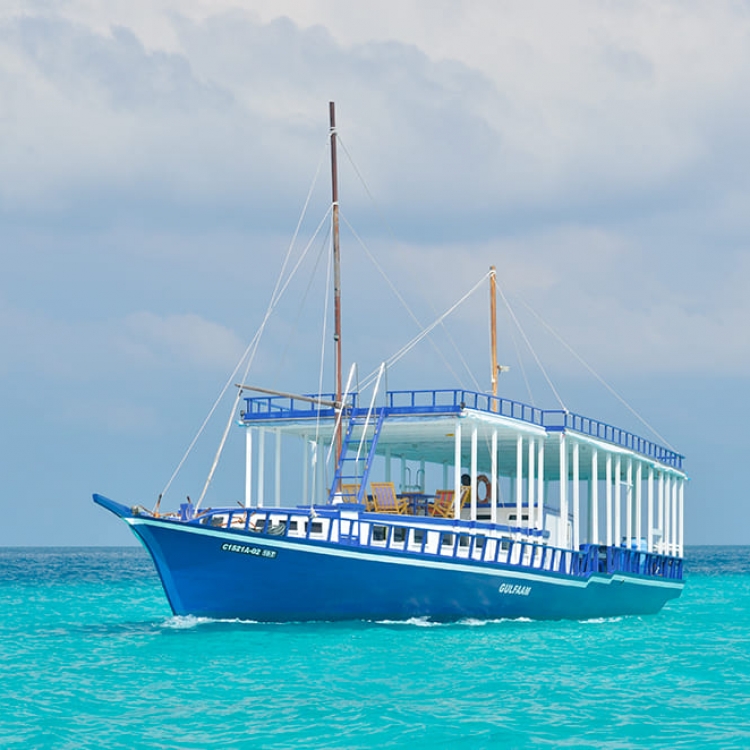 Viaje en barco a las Maldivas Nadiu Viatges Turismo Responsable